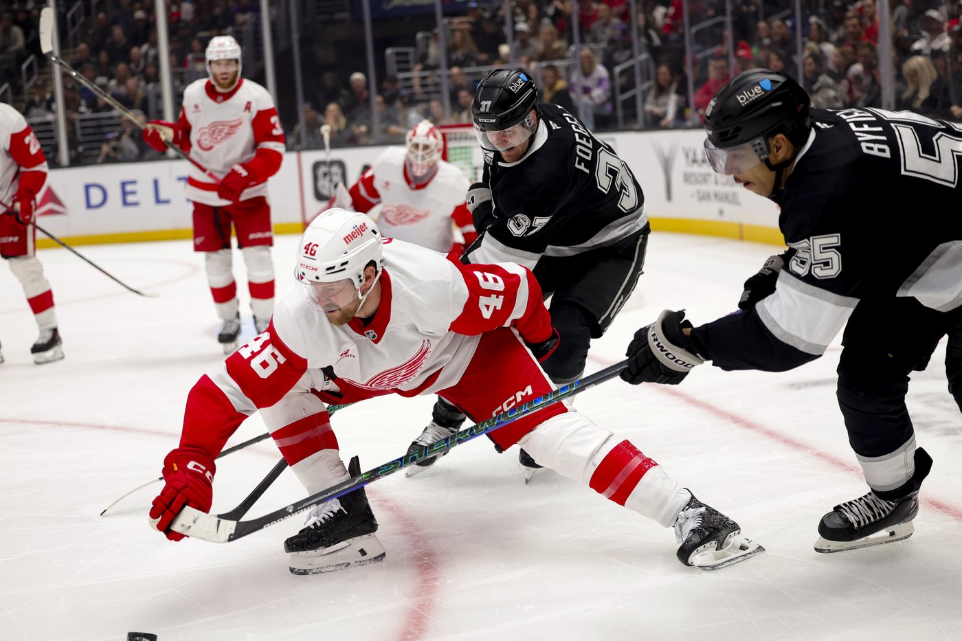 Jeannot scores in return from suspension, Kings roll to 4-1 win over Red Wings | iNFOnews.ca Jeannot scores in return from suspension, Kings roll to 4-1 win over Red Wings | iNFOnews.ca
