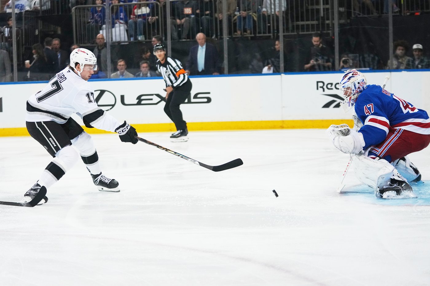 James Reimer's Rangers debut lasts just a period as he allows 3 goals on 8 shots | iNFOnews.ca