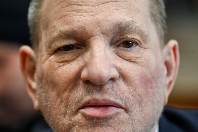 Harvey Weinstein says jurors were bullied into convicting him. A judge is set to rule | iNFOnews.ca