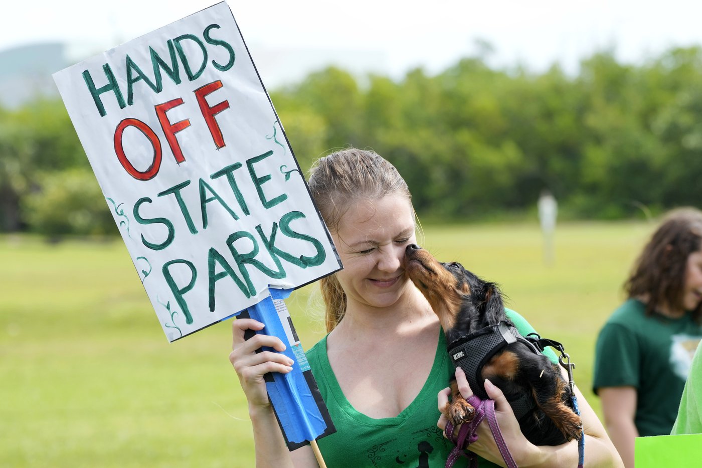 Bill seeks trails and cabins, not pickleball courts and hotels, for Florida state parks | iNFOnews.ca