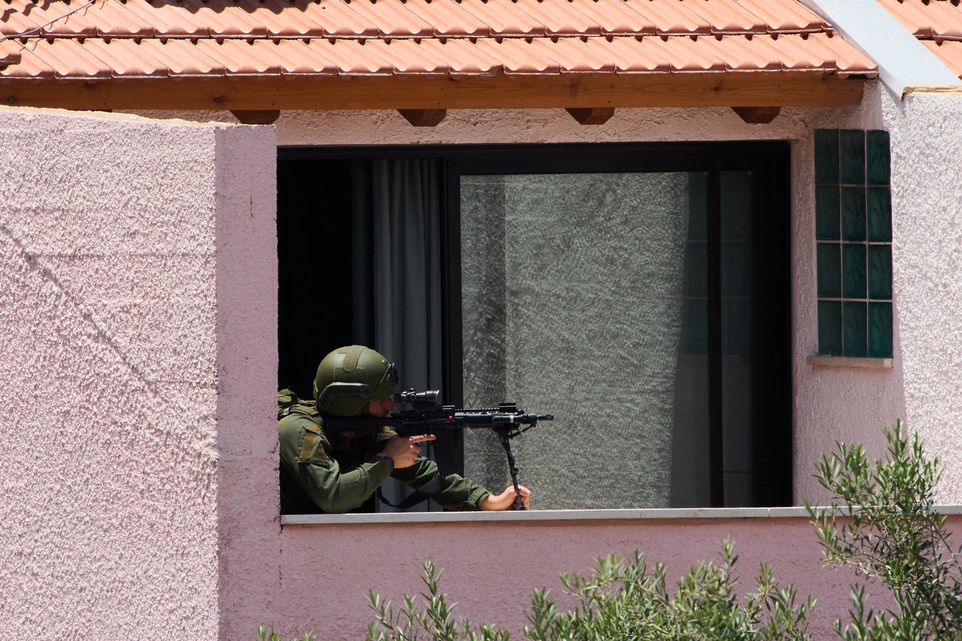Israeli army captures strategic castle in Lebanon in deepest incursion into country in 26 years | iNFOnews.ca Israeli army captures strategic castle in Lebanon in deepest incursion into country in 26 years | iNFOnews.ca