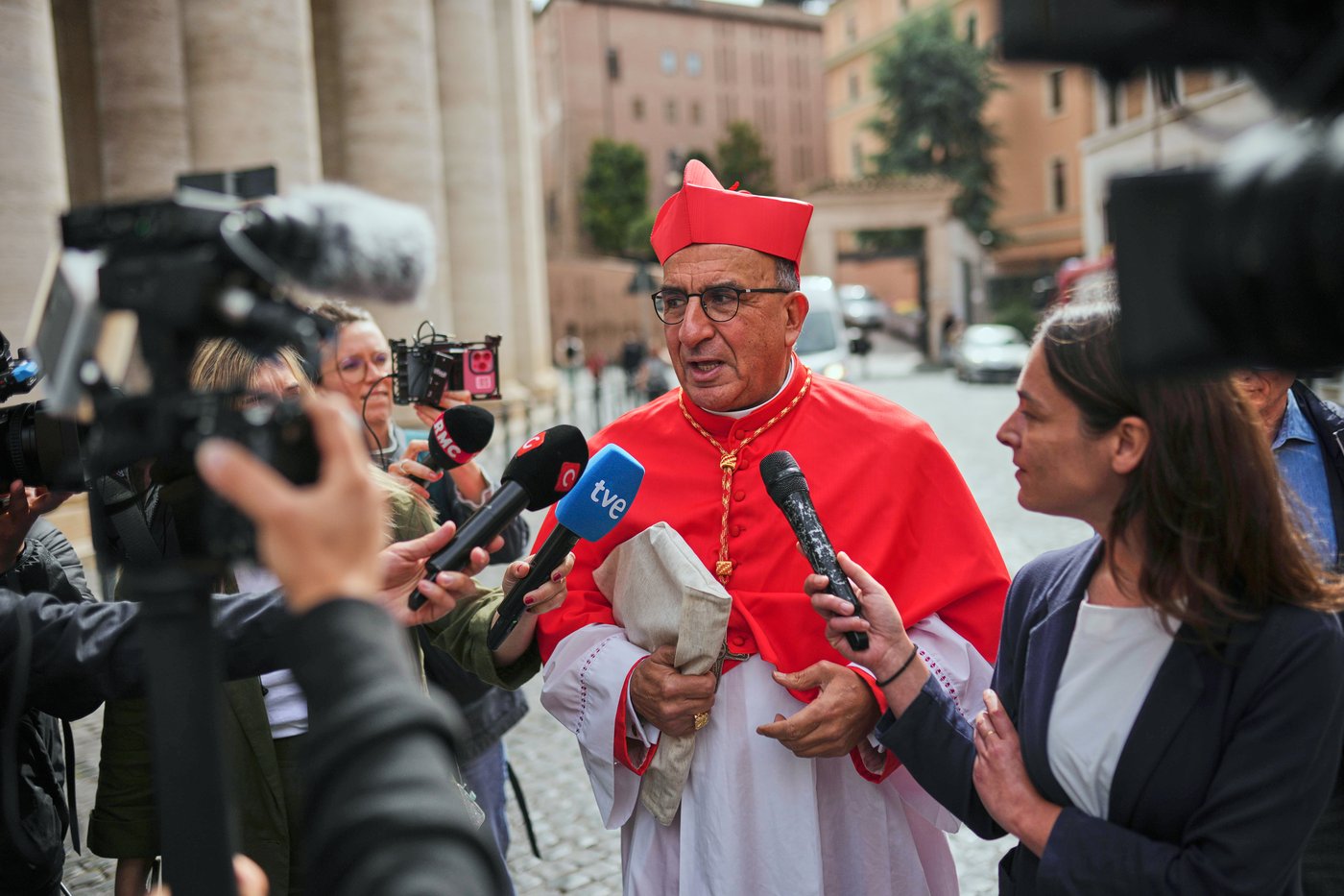 Pope Leo XIV celebrates first Mass as details emerge of how votes coalesced in secret conclave | iNFOnews.ca