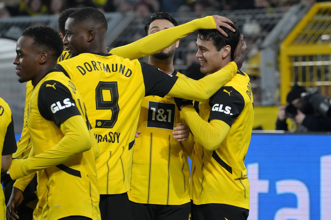 Gio Reyna scores for Borussia Dortmund on his 1st Bundesliga start of the season | iNFOnews.ca