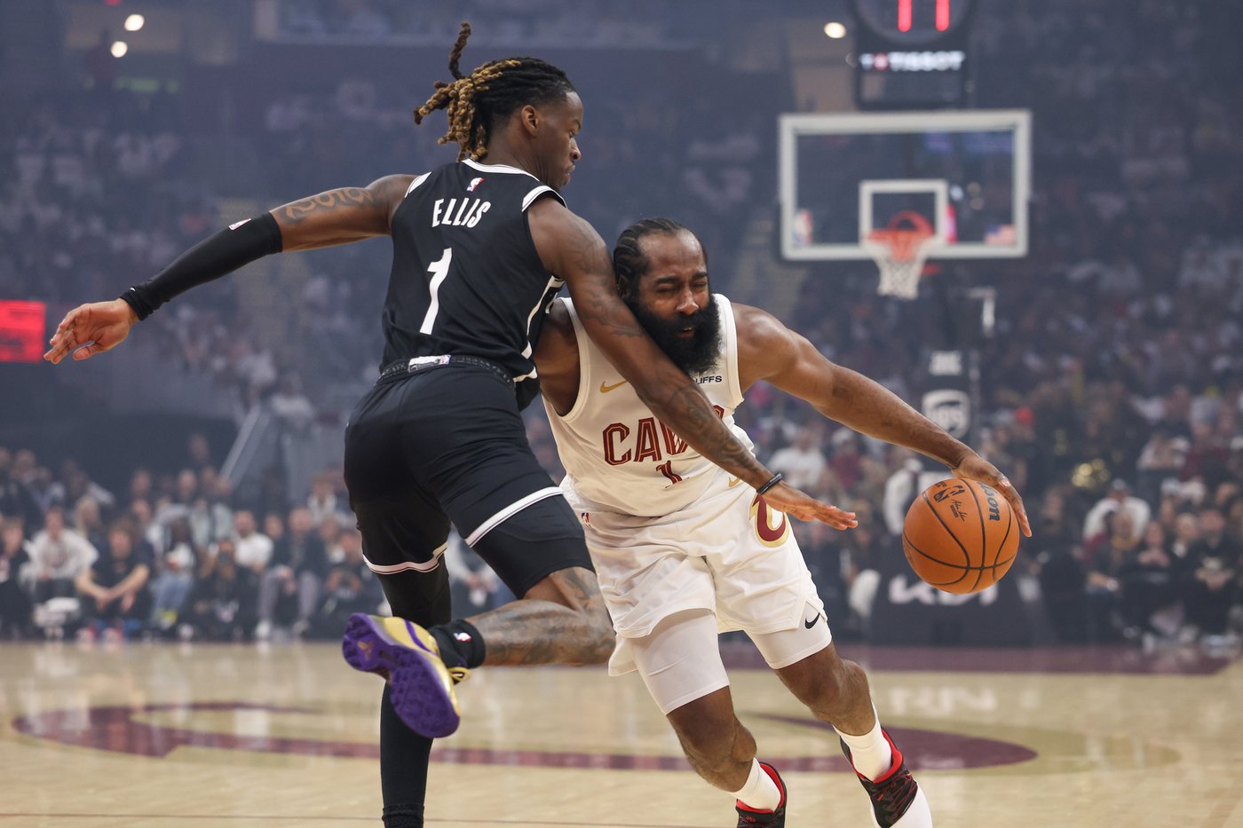 Cavaliers survive a late Nets rally to win home opener 125-121 | iNFOnews.ca Cavaliers survive a late Nets rally to win home opener 125-121 | iNFOnews.ca