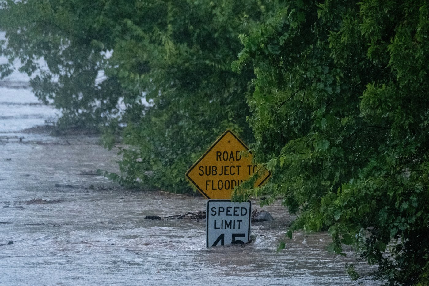 Catastrophic flooding sweeps across Texas, in photos | iNFOnews.ca