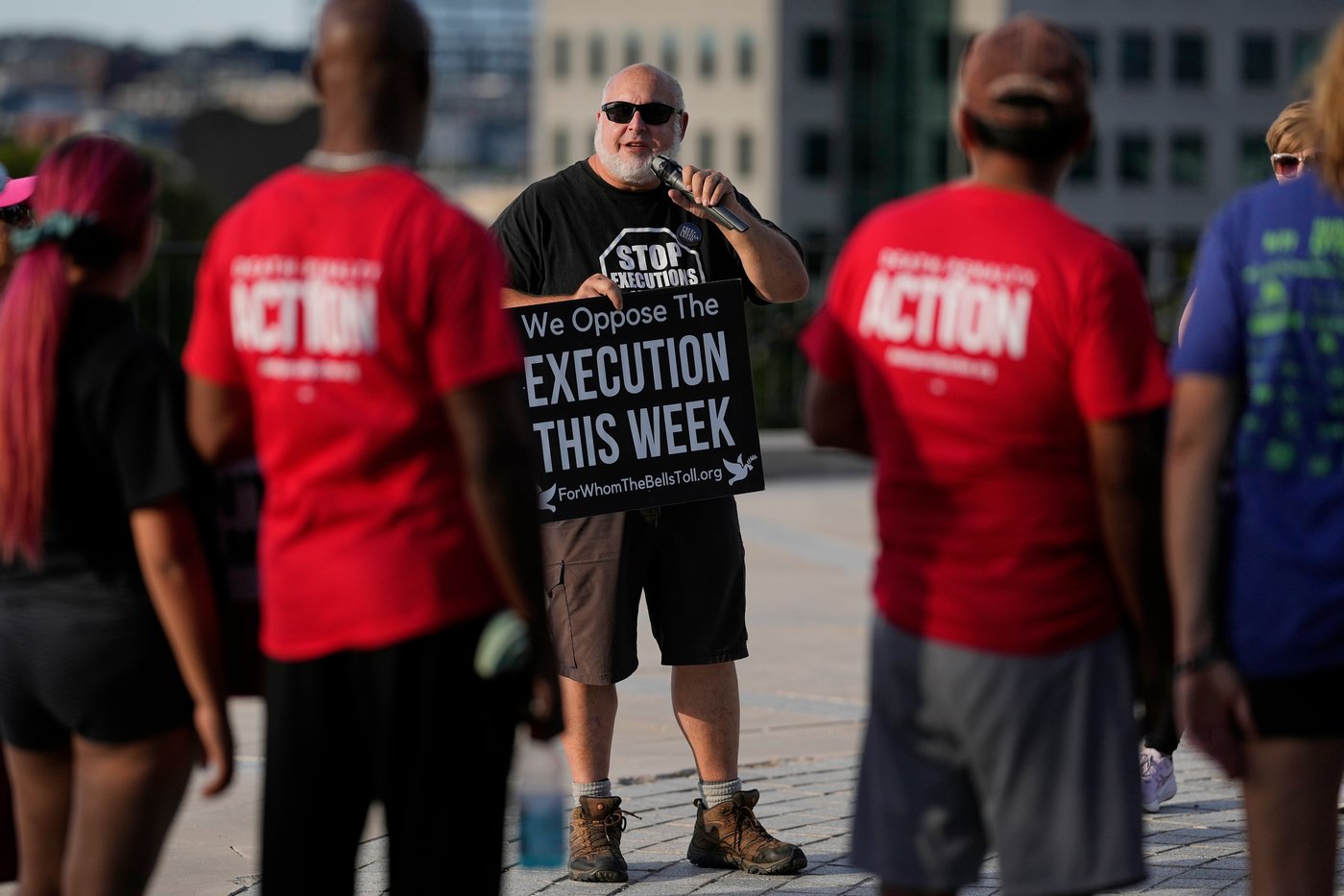 Tennessee prepares to execute a woman for a crime she committed at age 18 | iNFOnews.ca