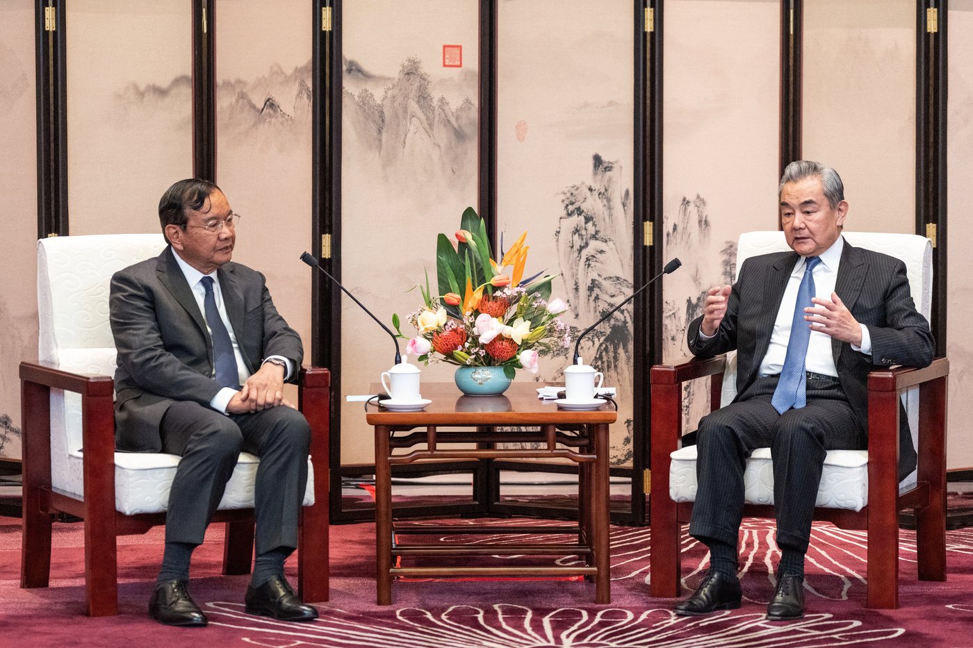 Top diplomats of China, Cambodia and Thailand meet as Beijing seeks a stronger role in dispute | iNFOnews.ca Top diplomats of China, Cambodia and Thailand meet as Beijing seeks a stronger role in dispute | iNFOnews.ca