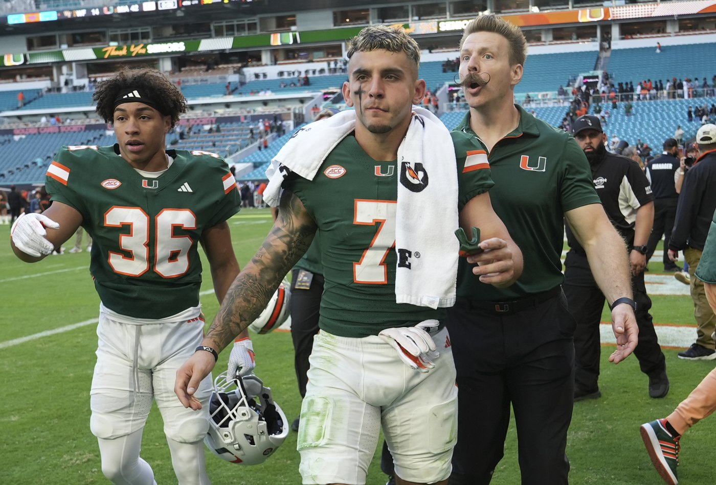 AP All-ACC: Miami QB Ward honored as offensive player and newcomer of the year | iNFOnews.ca