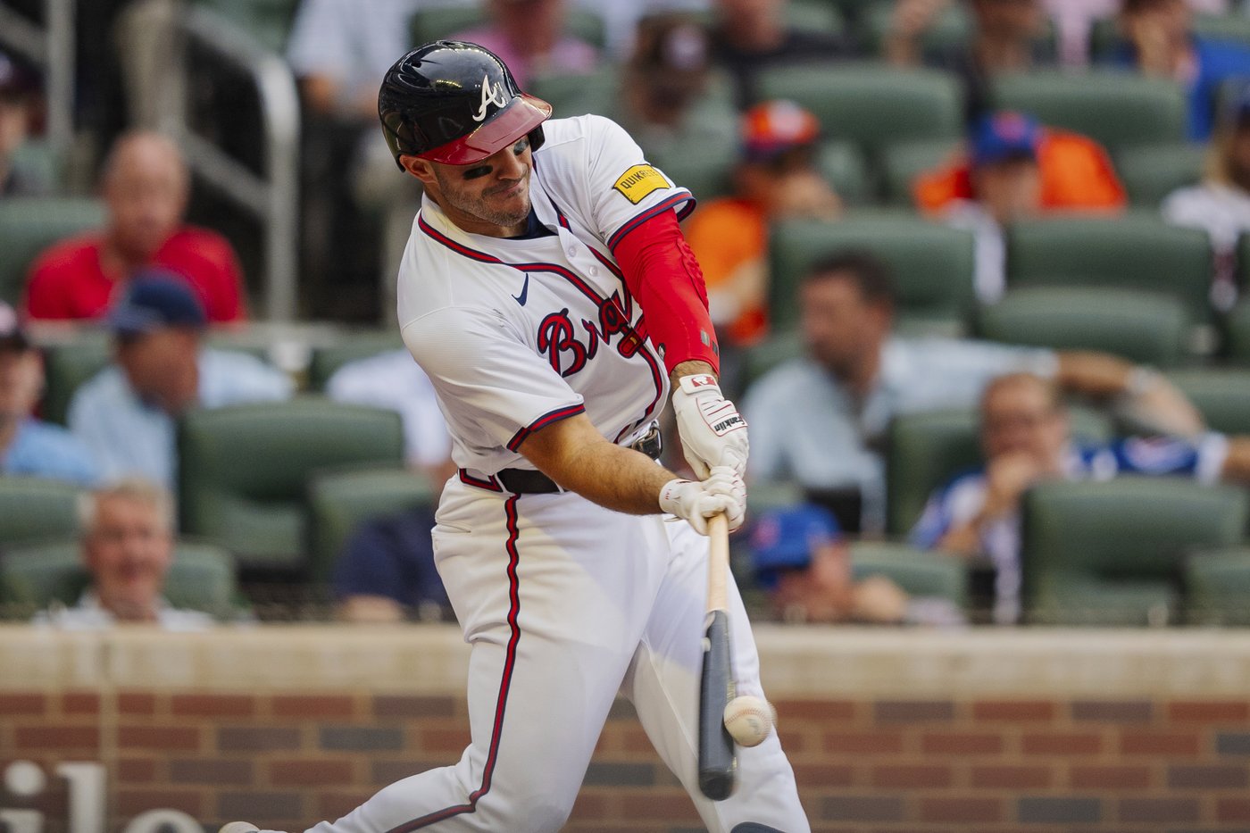 Braves salvage playoff berth with 3-0 win over the Mets, who win thrilling opener 8-7 to clinch | iNFOnews.ca