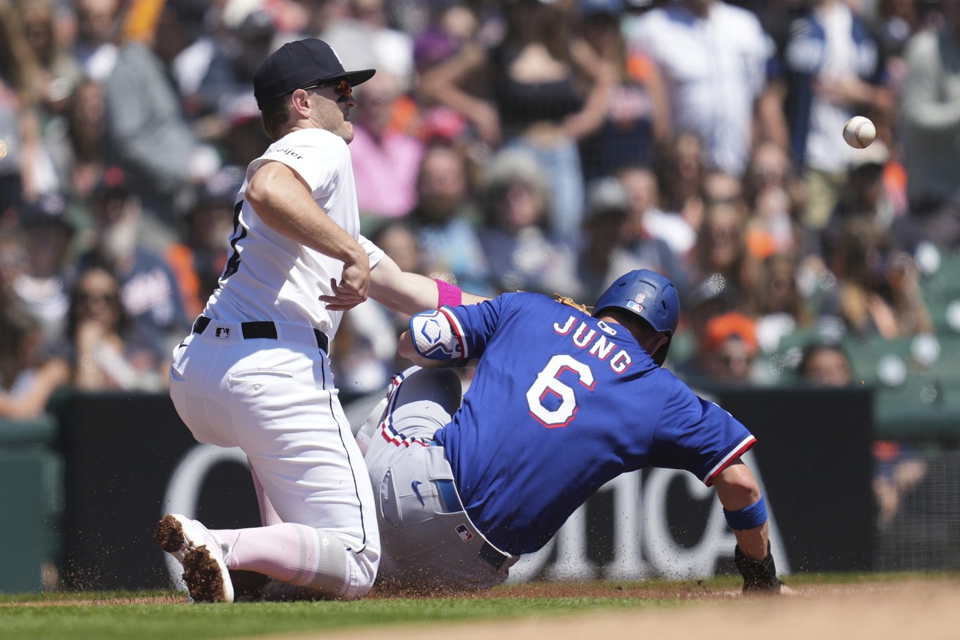 Rangers' Josh Jung hits 2-run homer for mom while facing brother Jace on Mother's Day | iNFOnews.ca Rangers' Josh Jung hits 2-run homer for mom while facing brother Jace on Mother's Day | iNFOnews.ca