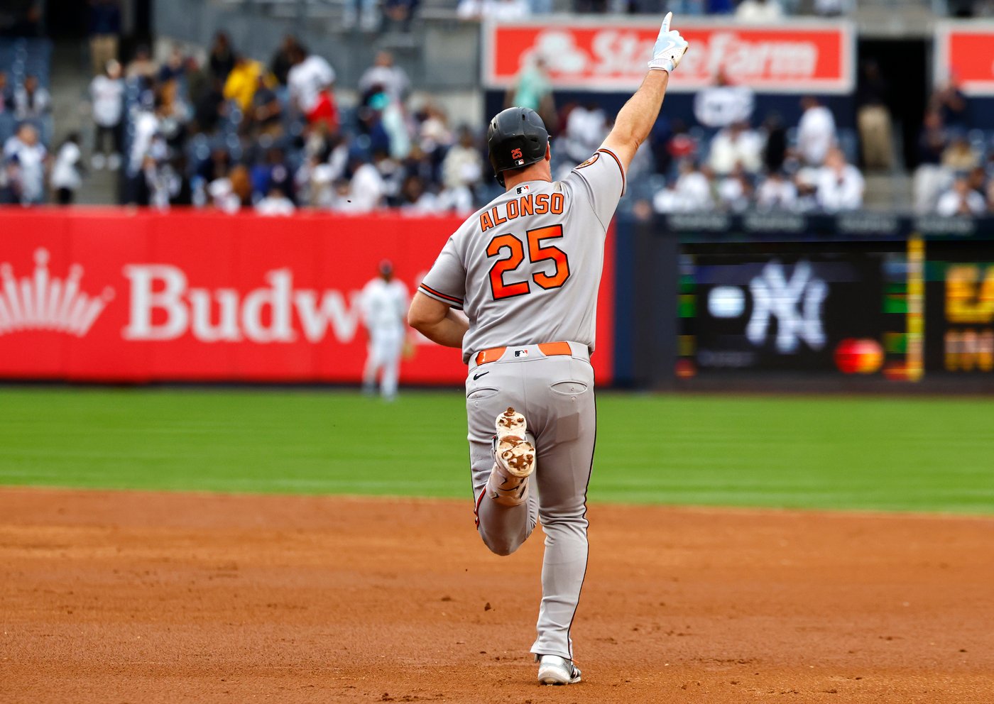 Pete Alonso homers twice to take over AL lead as Orioles rout Yanks 10-2 in doubleheader opener | iNFOnews.ca Pete Alonso homers twice to take over AL lead as Orioles rout Yanks 10-2 in doubleheader opener | iNFOnews.ca