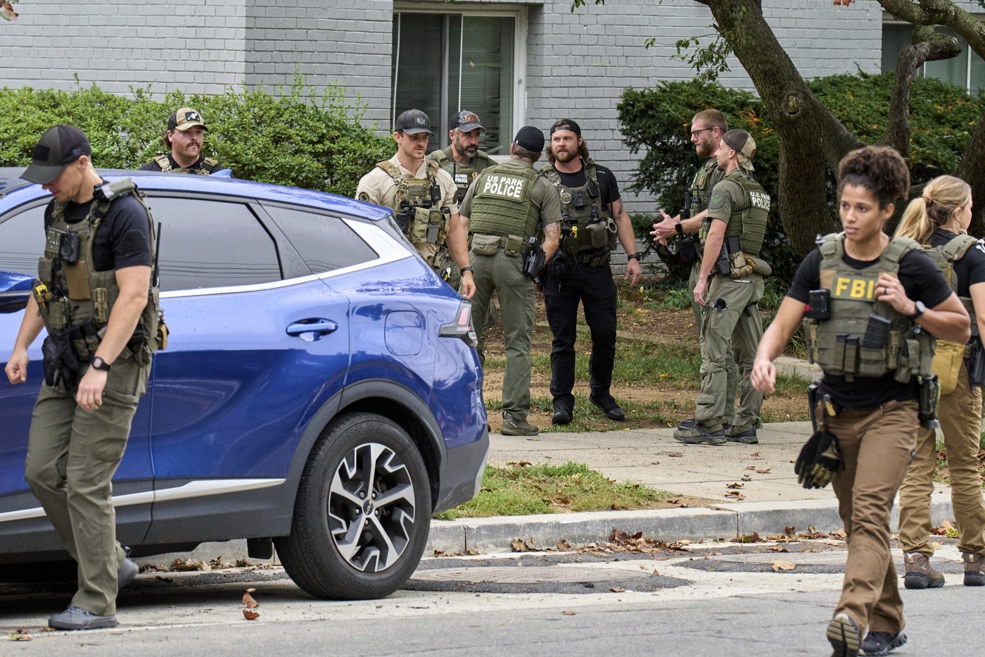 Photos show Trump’s federal crackdown in a DC neighborhood | iNFOnews.ca