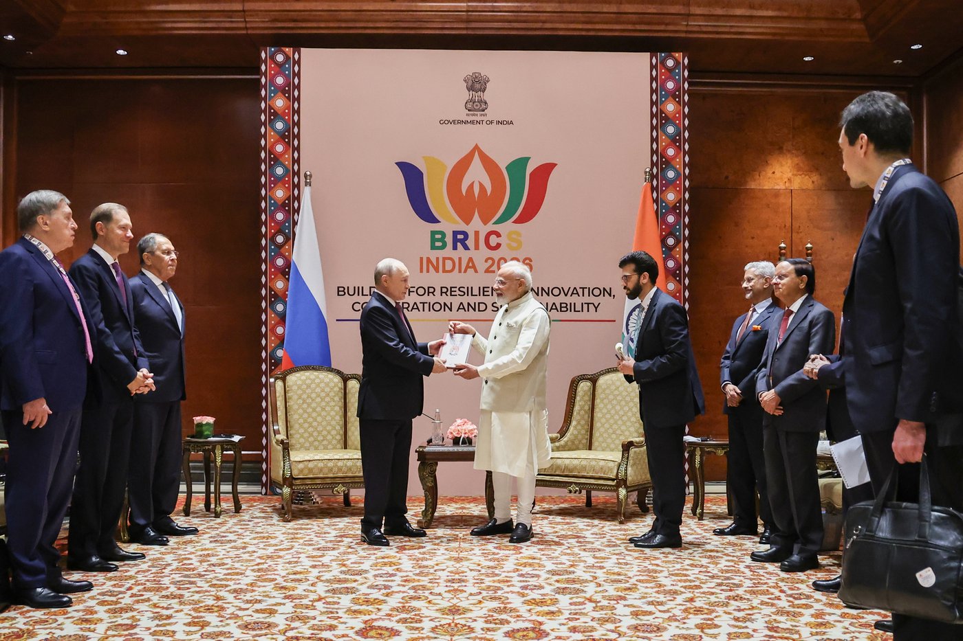 Putin holds talks with Modi in India ahead of BRICS summit of 11 nations | iNFOnews.ca Putin holds talks with Modi in India ahead of BRICS summit of 11 nations | iNFOnews.ca