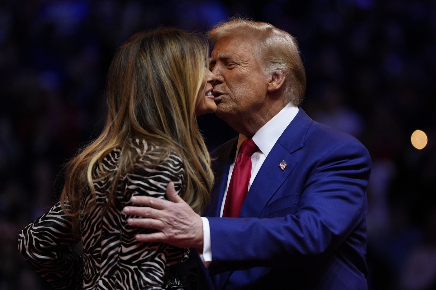 Trump's Madison Square Garden event features crude and racist insults | iNFOnews.ca Trump's Madison Square Garden event features crude and racist insults | iNFOnews.ca