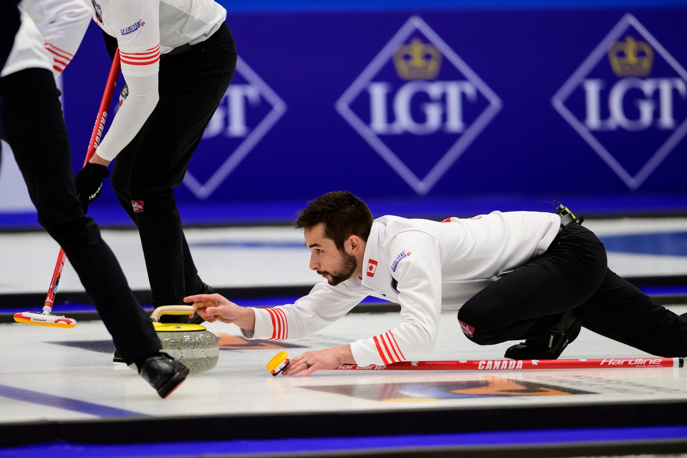 Sweden's Edin beats Canada's Dunstone 9-6 to win men's world curling championship | iNFOnews.ca