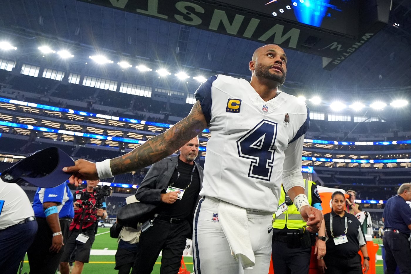 Dak Prescott has all the passing records for the Cowboys, so now the sole focus is victories | iNFOnews.ca