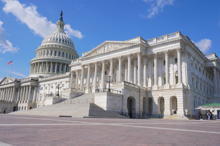 McConnell say he'll vote in Senate for the first time since his hospitalization in June | iNFOnews.ca