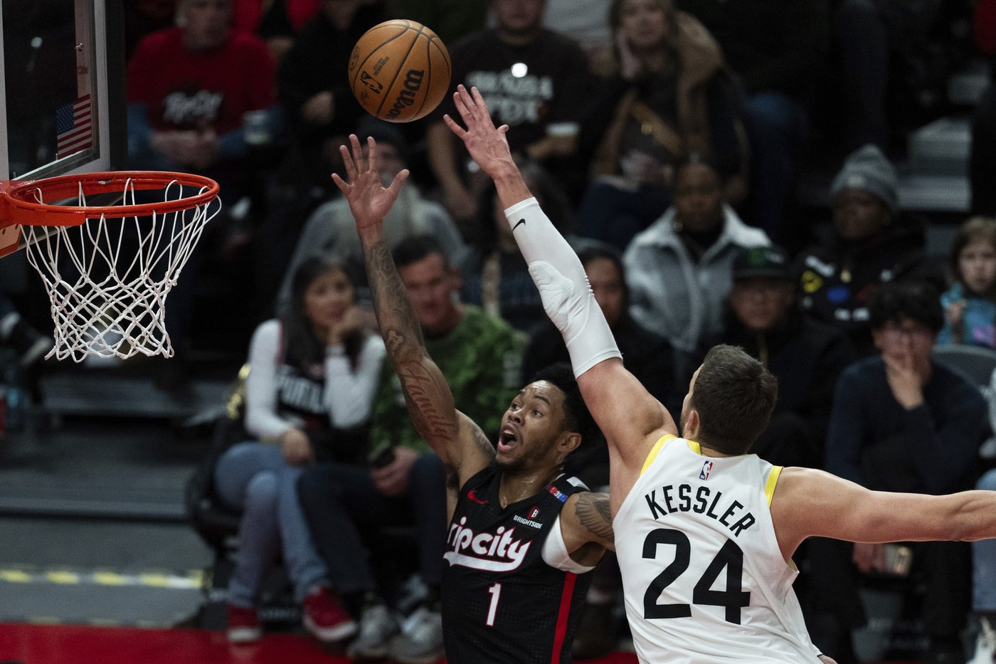 John Collins scores 20 points, Jazz snap 5-game skid with 141-99 victory over the Trail Blazers | iNFOnews.ca John Collins scores 20 points, Jazz snap 5-game skid with 141-99 victory over the Trail Blazers | iNFOnews.ca