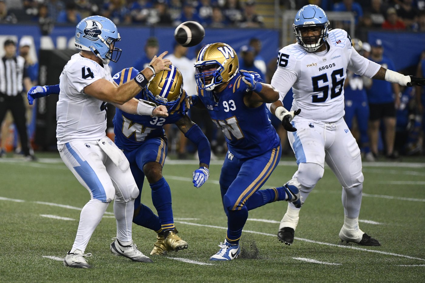 Vaval boosts Blue Bombers in 40-31 win over Argonauts | iNFOnews.ca Vaval boosts Blue Bombers in 40-31 win over Argonauts | iNFOnews.ca