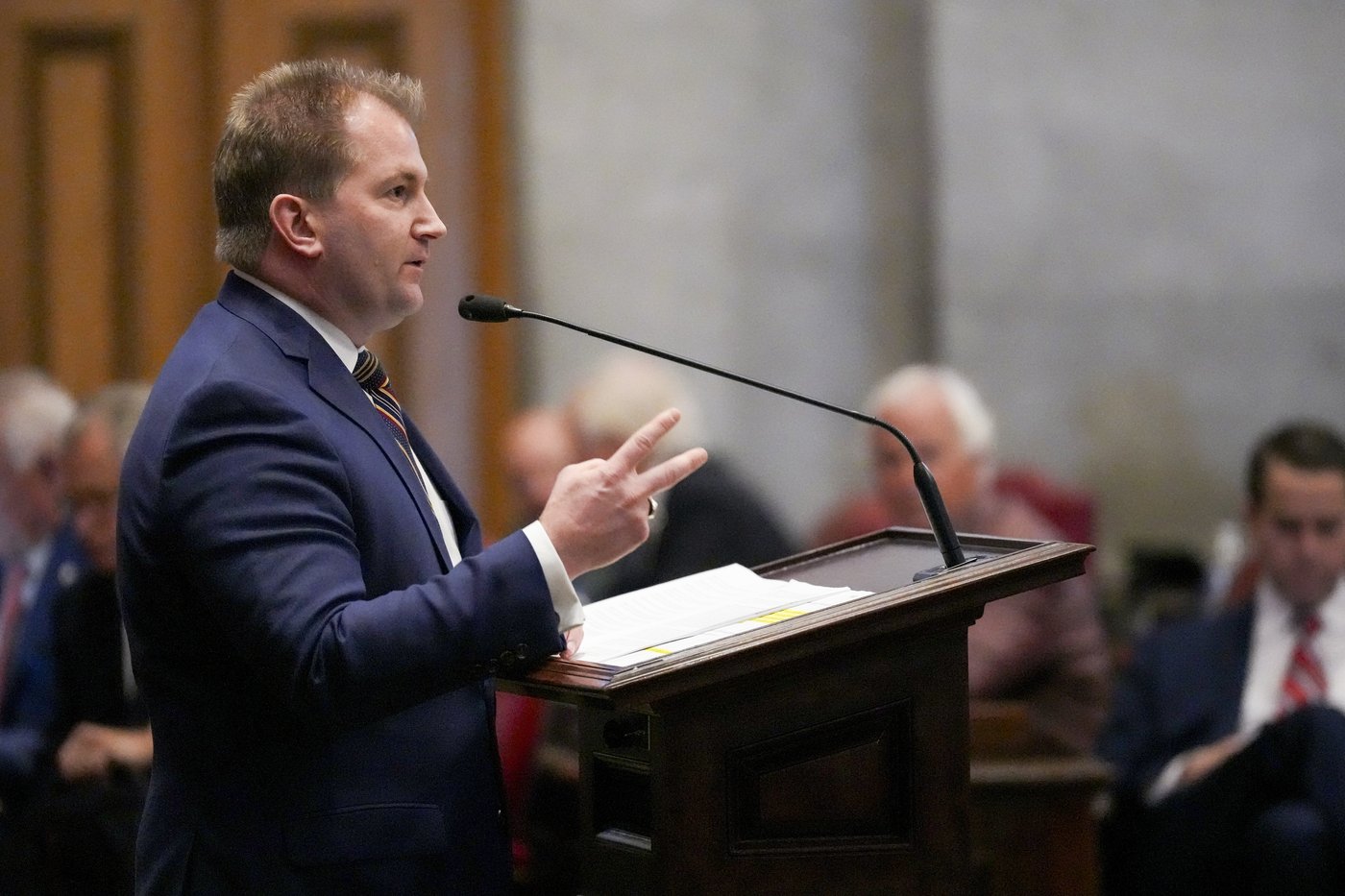 Tennessee GOP passes school voucher expansion bill with backing from Trump | iNFOnews.ca Tennessee GOP passes school voucher expansion bill with backing from Trump | iNFOnews.ca