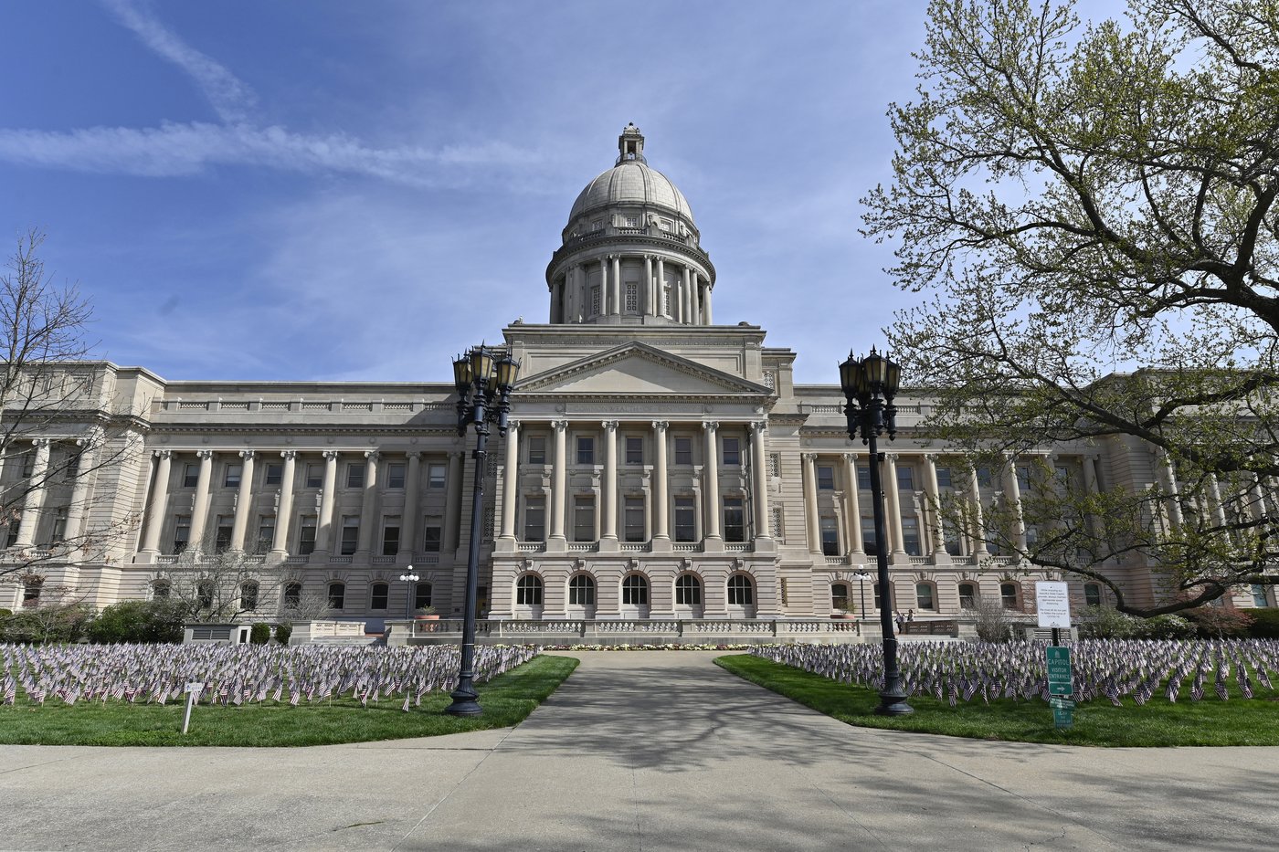 Income tax cut expected to be a top priority as Kentucky lawmakers convene for a 30-day session | iNFOnews.ca