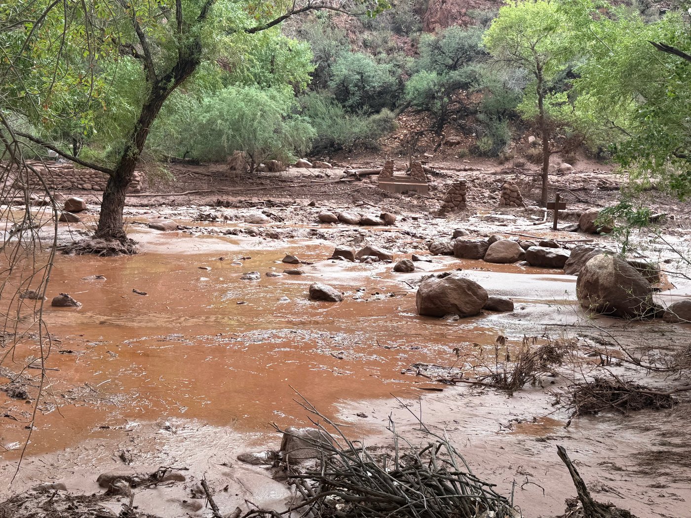 More storms possible at Grand Canyon where a flash flood killed 1 person and left 15 missing | iNFOnews.ca More storms possible at Grand Canyon where a flash flood killed 1 person and left 15 missing | iNFOnews.ca