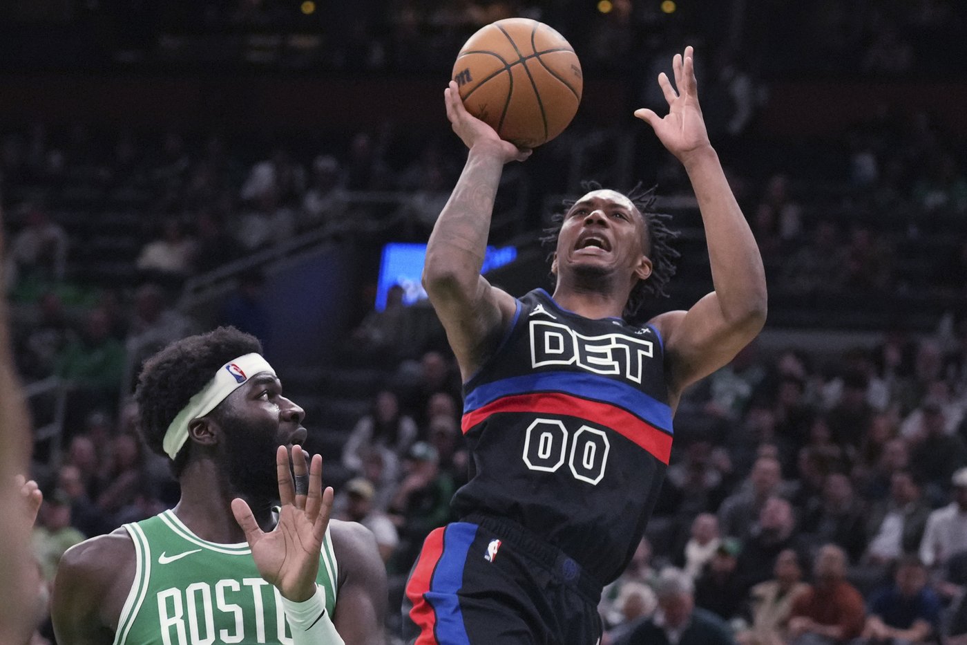 Pritchard scores 27 and hits 7 3-pointers to help Celtics earn 20th win, power past Pistons 123-99 | iNFOnews.ca