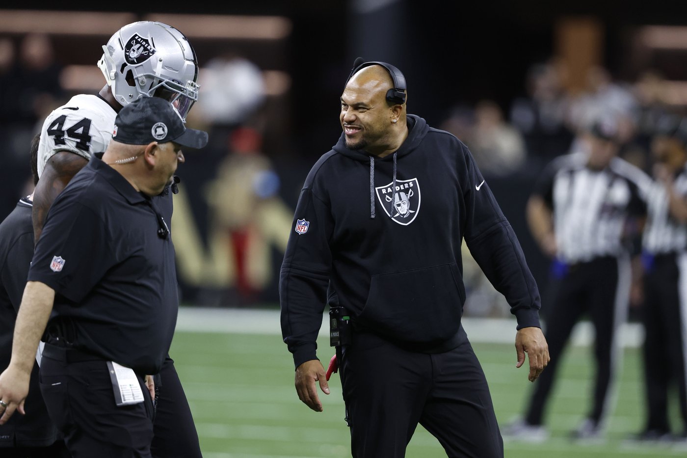 Chargers and Raiders heading in different directions as teams meet in regular-season finale | iNFOnews.ca