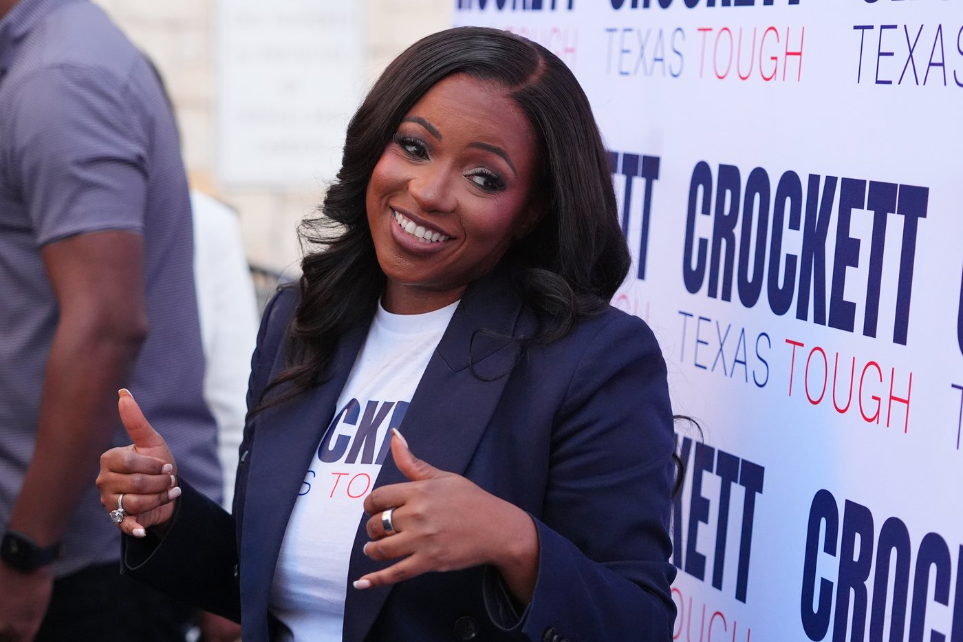 Texas' Senate primary race between Crockett and Talarico ramps up after pulled Colbert interview | iNFOnews.ca