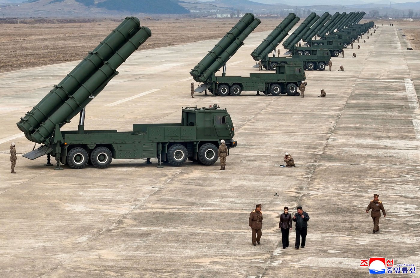 North Korean leader Kim observes test of rocket launch systems with his daughter | iNFOnews.ca