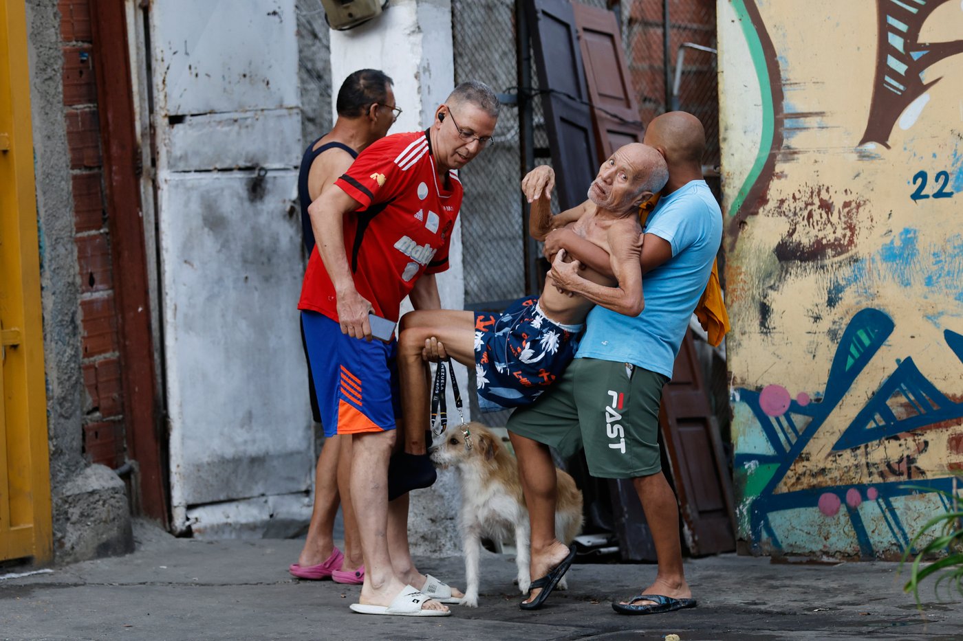 Twin earthquakes strike Venezuela, in photos | iNwheels