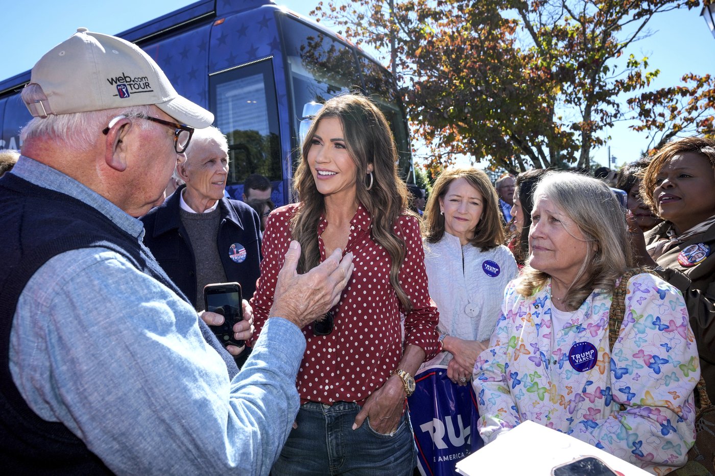 In North Carolina, Trump and Harris navigate a hurricane and a rollercoaster governor's race | iNFOnews.ca In North Carolina, Trump and Harris navigate a hurricane and a rollercoaster governor's race | iNFOnews.ca