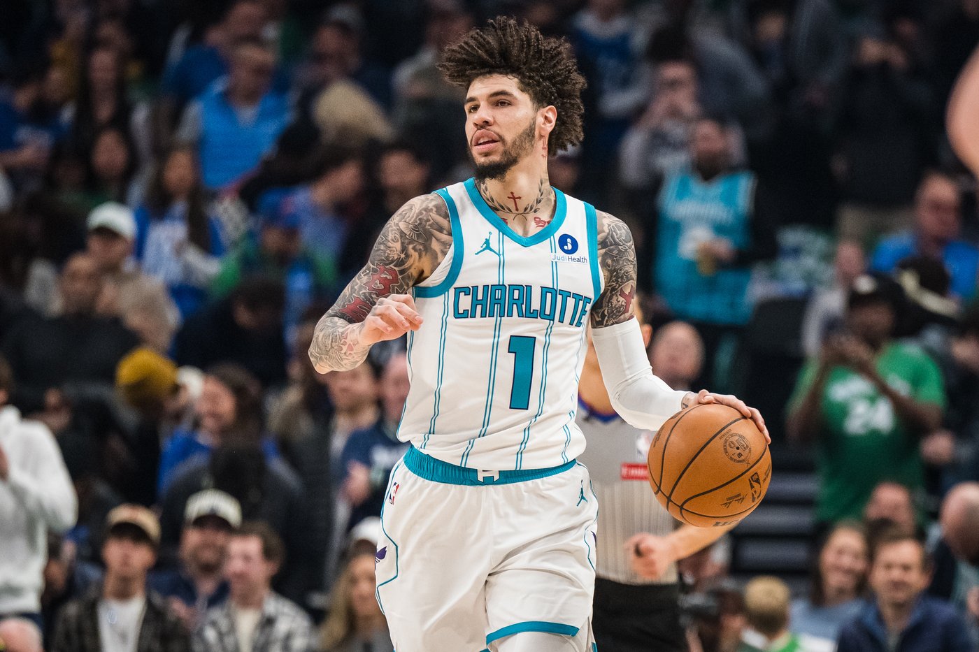 Hornets edge Mavericks 123-121 to spoil Cooper Flagg's 49-point game | iNFOnews.ca Hornets edge Mavericks 123-121 to spoil Cooper Flagg's 49-point game | iNFOnews.ca