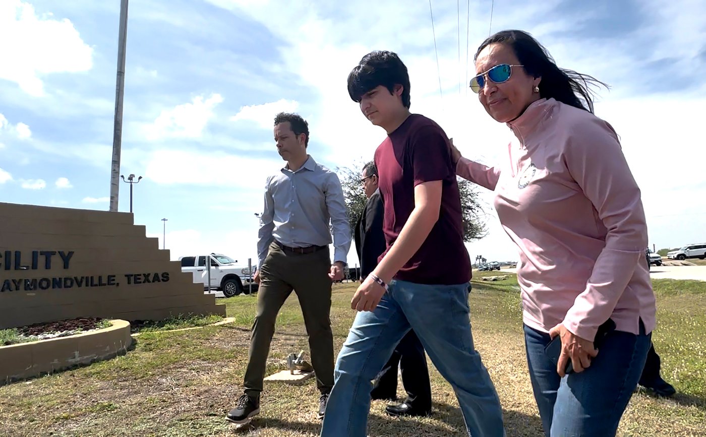 Two teen brothers in Texas mariachi band are released from ICE custody amid bipartisan criticism | iNFOnews.ca Two teen brothers in Texas mariachi band are released from ICE custody amid bipartisan criticism | iNFOnews.ca