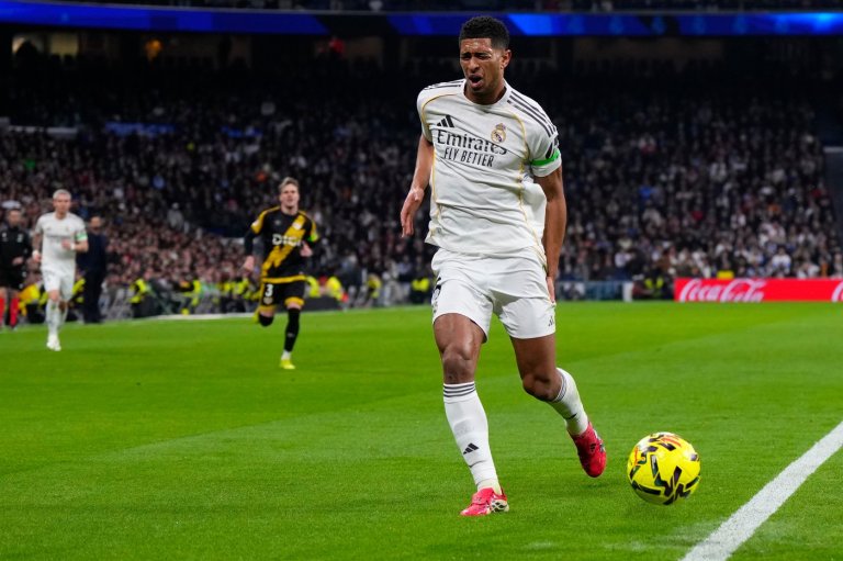 Jude Bellingham leaves Real Madrid game early with apparent hamstring issue | iNFOnews.ca