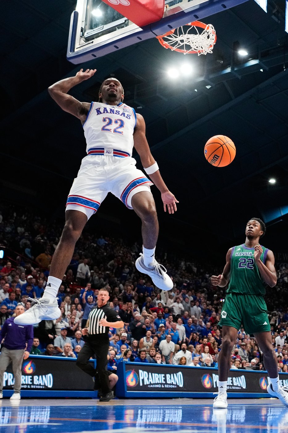 Freshman Darryn Peterson impresses with 21 points in 22 minutes in win for No. 19 Kansas | iNFOnews.ca Freshman Darryn Peterson impresses with 21 points in 22 minutes in win for No. 19 Kansas | iNFOnews.ca