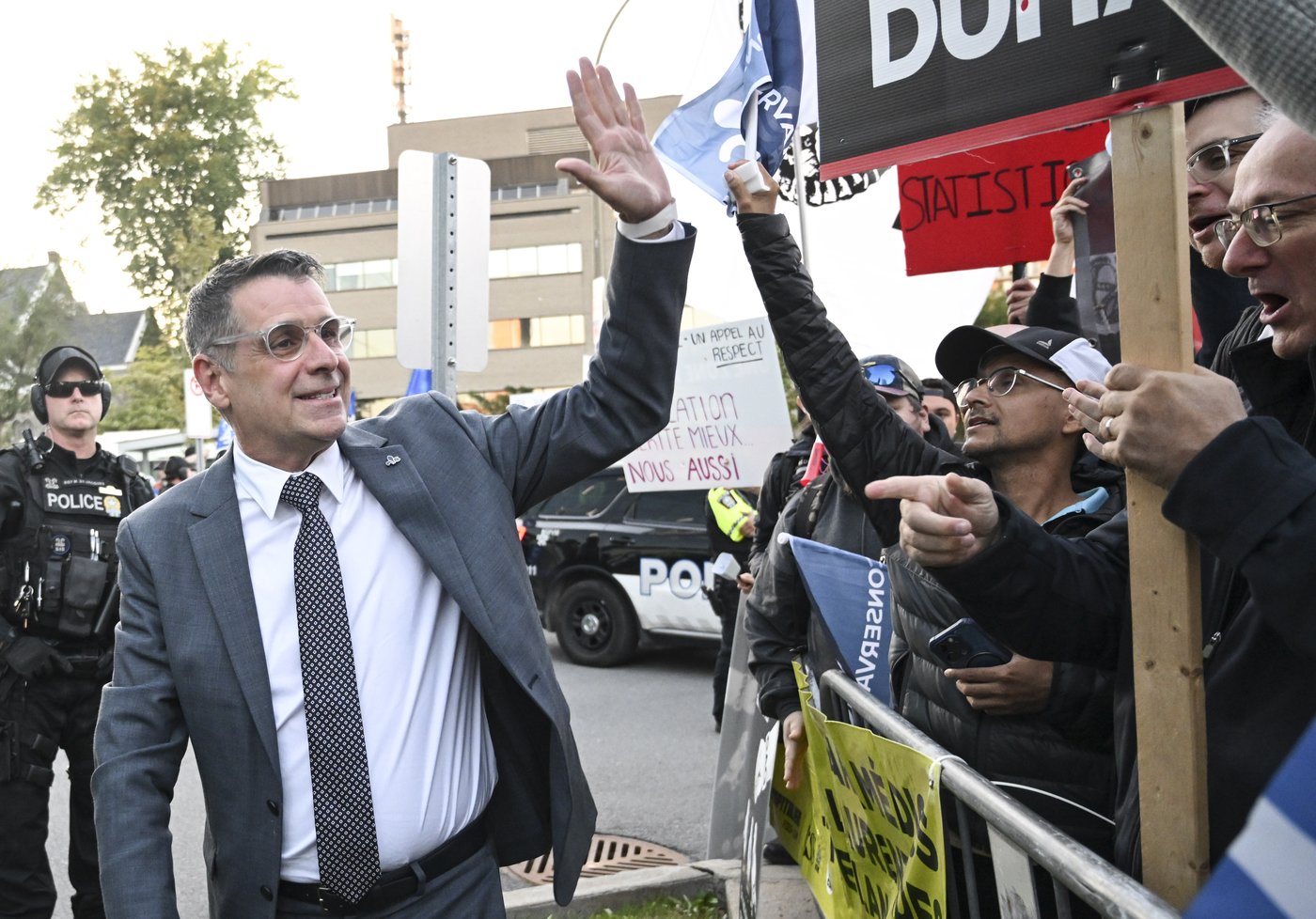 Don't fear a referendum, PQ leader says in final debate of election campaign | iNFOnews.ca Don't fear a referendum, PQ leader says in final debate of election campaign | iNFOnews.ca