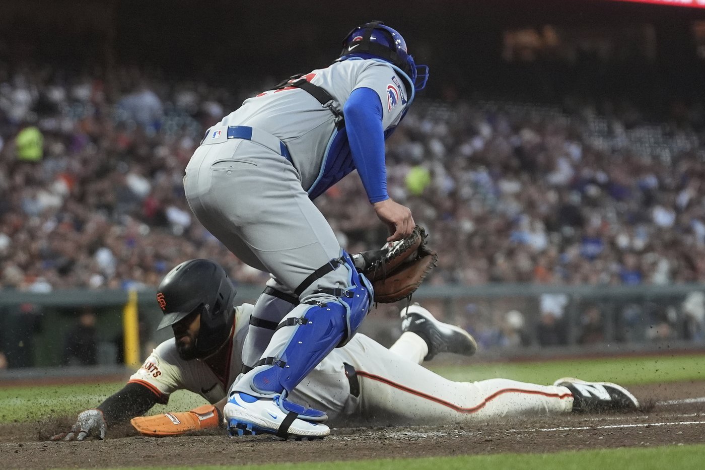 Rafael Devers hits two of San Francisco's four home runs, Giants power past Cubs 12-3 | iNFOnews.ca