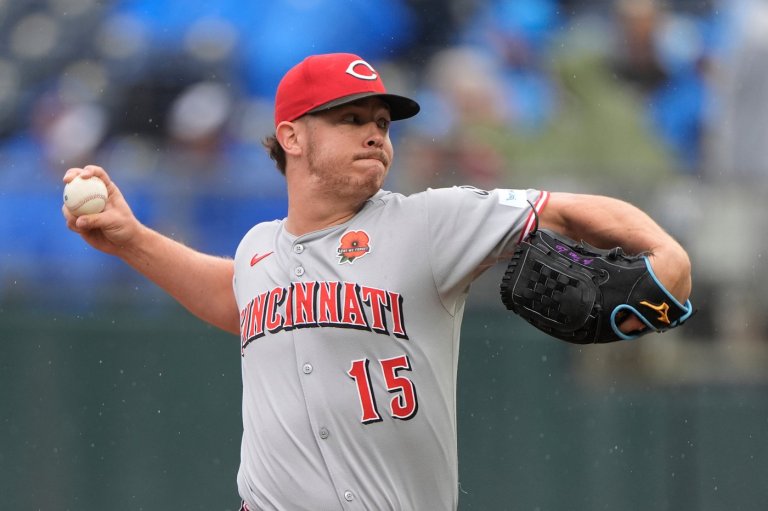 Reds closer Emilio Pagán returns on $20 million, 2-year deal, AP sources say | iNFOnews.ca