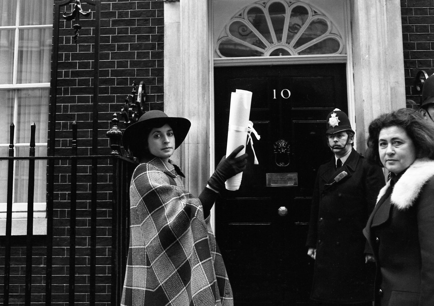 Prunella Scales, who played Sybil in British sitcom 'Fawlty Towers,' dies at 93 | iNFOnews.ca