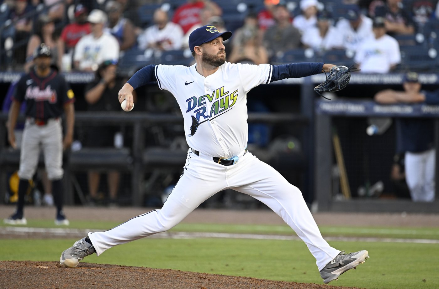 Harris' 2-run homer in the ninth lifts Braves over Rays 5-4 for their first road win | iNFOnews.ca