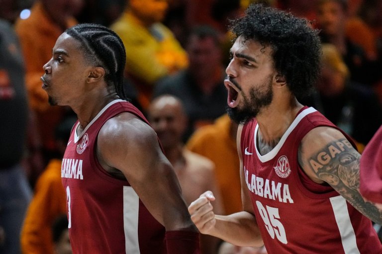 Philon's late jumper leads No. 17 Alabama over No. 22 Tennessee 71-69 | iNFOnews.ca