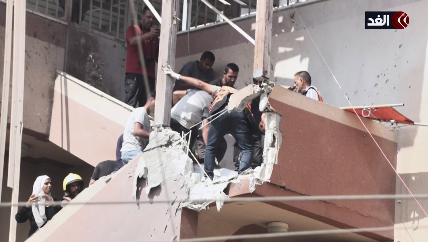 Takeaways from AP reporting on Israeli strike on Gaza hospital that killed journalists and medics | iNFOnews.ca