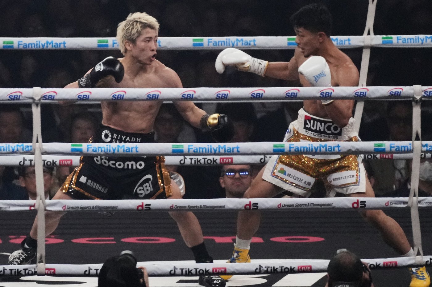 Naoya Inoue beats Junto Nakatani by unanimous decision in Tokyo to retain super-bantamweight belts | iNFOnews.ca
