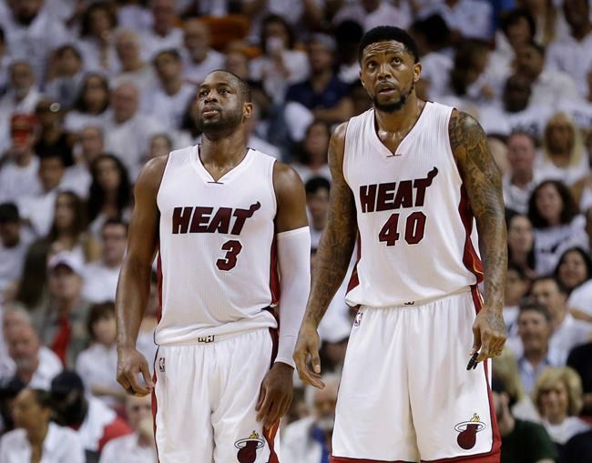 Dwyane Wade to change up pre-game routine after anthem behaviour sparked outrage | iNFOnews.ca