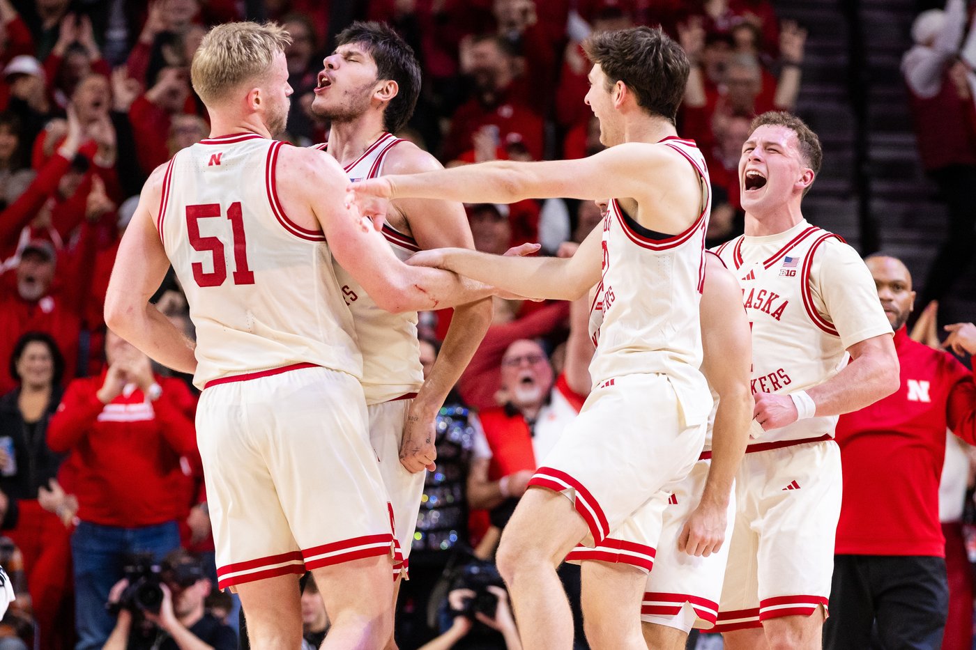 No. 13 Nebraska remains unbeaten with 58-56 win over No. 9 Spartans, extends streak to 18 games | iNFOnews.ca No. 13 Nebraska remains unbeaten with 58-56 win over No. 9 Spartans, extends streak to 18 games | iNFOnews.ca