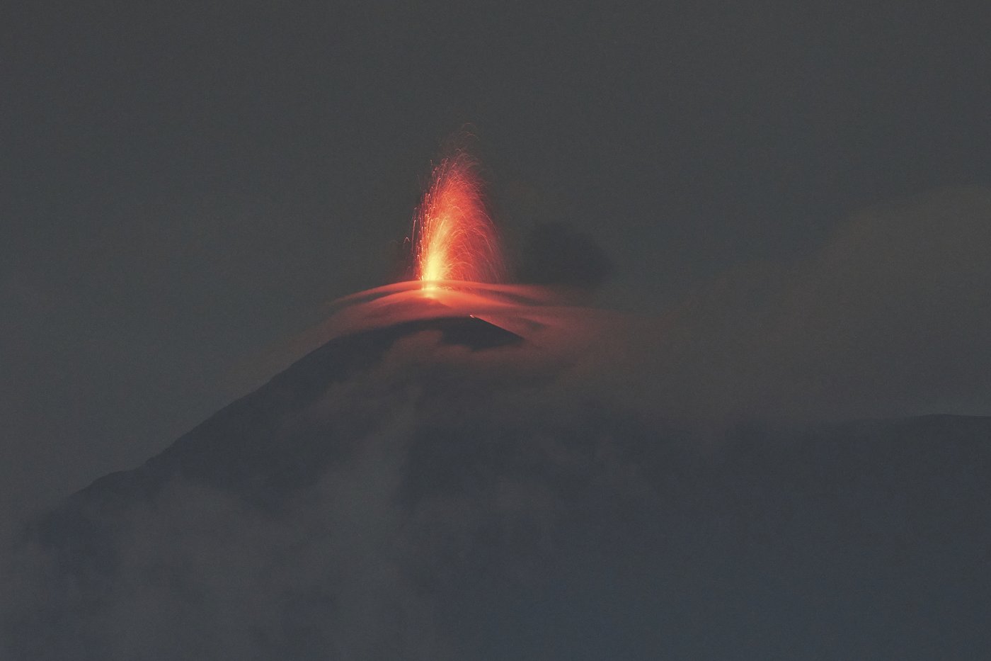 PHOTO COLLECTION: AP Top Photos of the Day, Sunday, June 8, 2025 | iNFOnews.ca