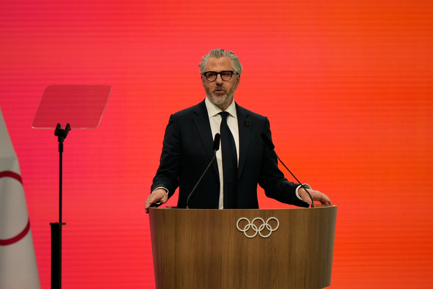 LA Olympics leader Wasserman will sell talent agency in wake of Epstein emails discovery | iNFOnews.ca