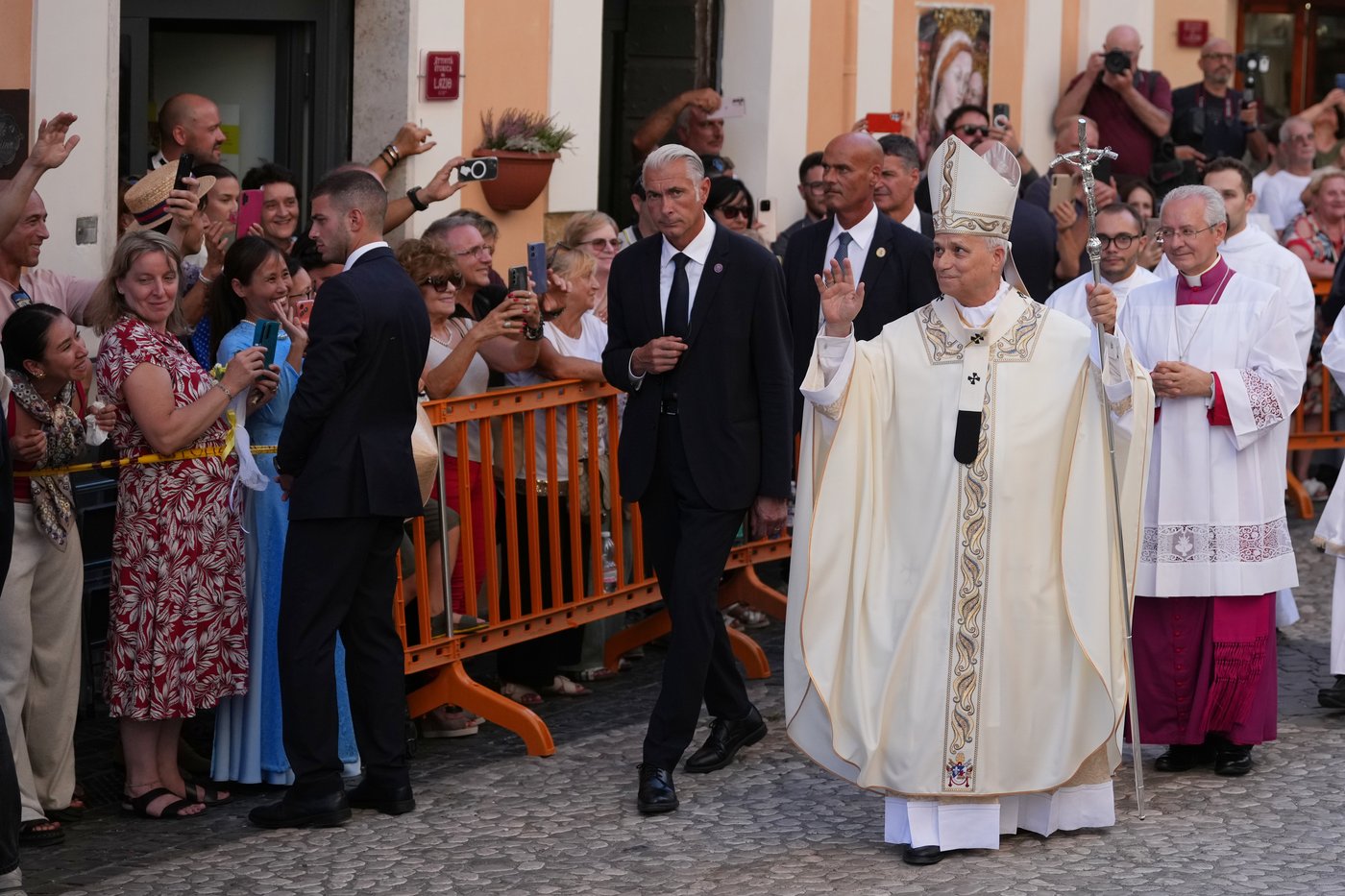 Pope Leo XIV unveils a fresco at the sanctuary where he prayed after his election last year | iNFOnews.ca