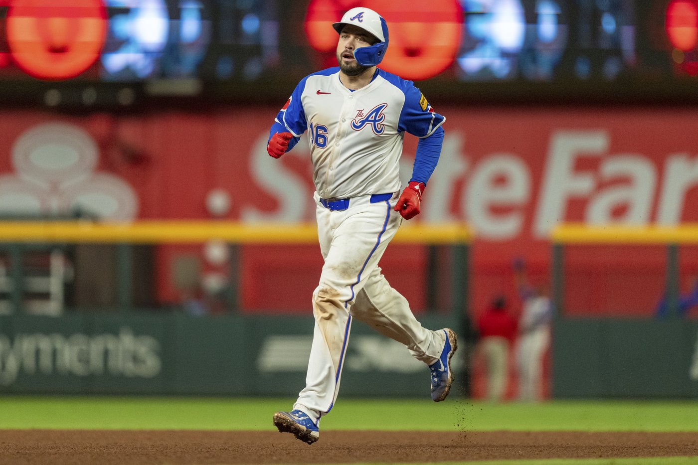 Veteran catcher Travis D'Arnaud signs a $12 million, 2-year deal to join busy Angels | iNFOnews.ca